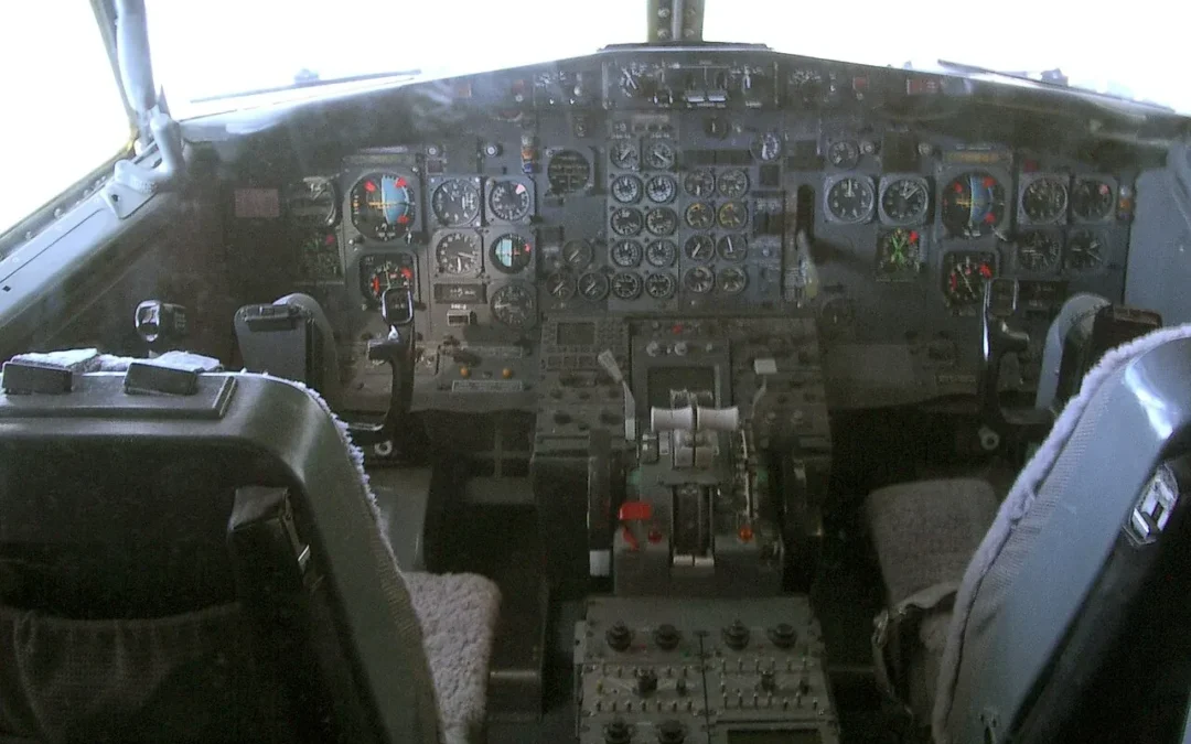 Boeing 737 cockpit for ATP-CTP and 737 type rating training